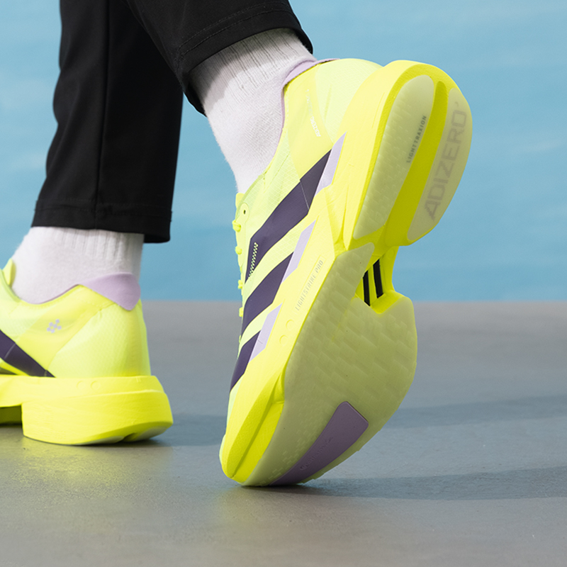Tênis Masculino Adidas Origina - Lightweight Road Running Shoes avaliação e preço